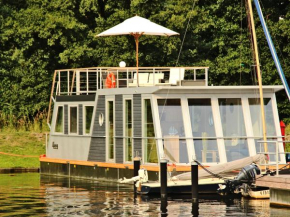 Hausboot Ueckermuende, Ueckermünde
